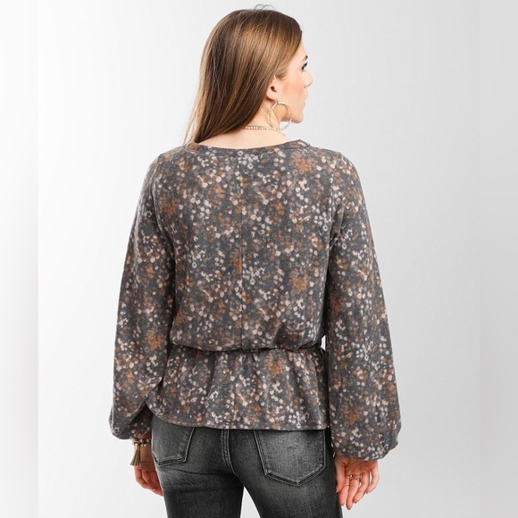 Daytrip Printed Knit Top - Picture 3 of 7